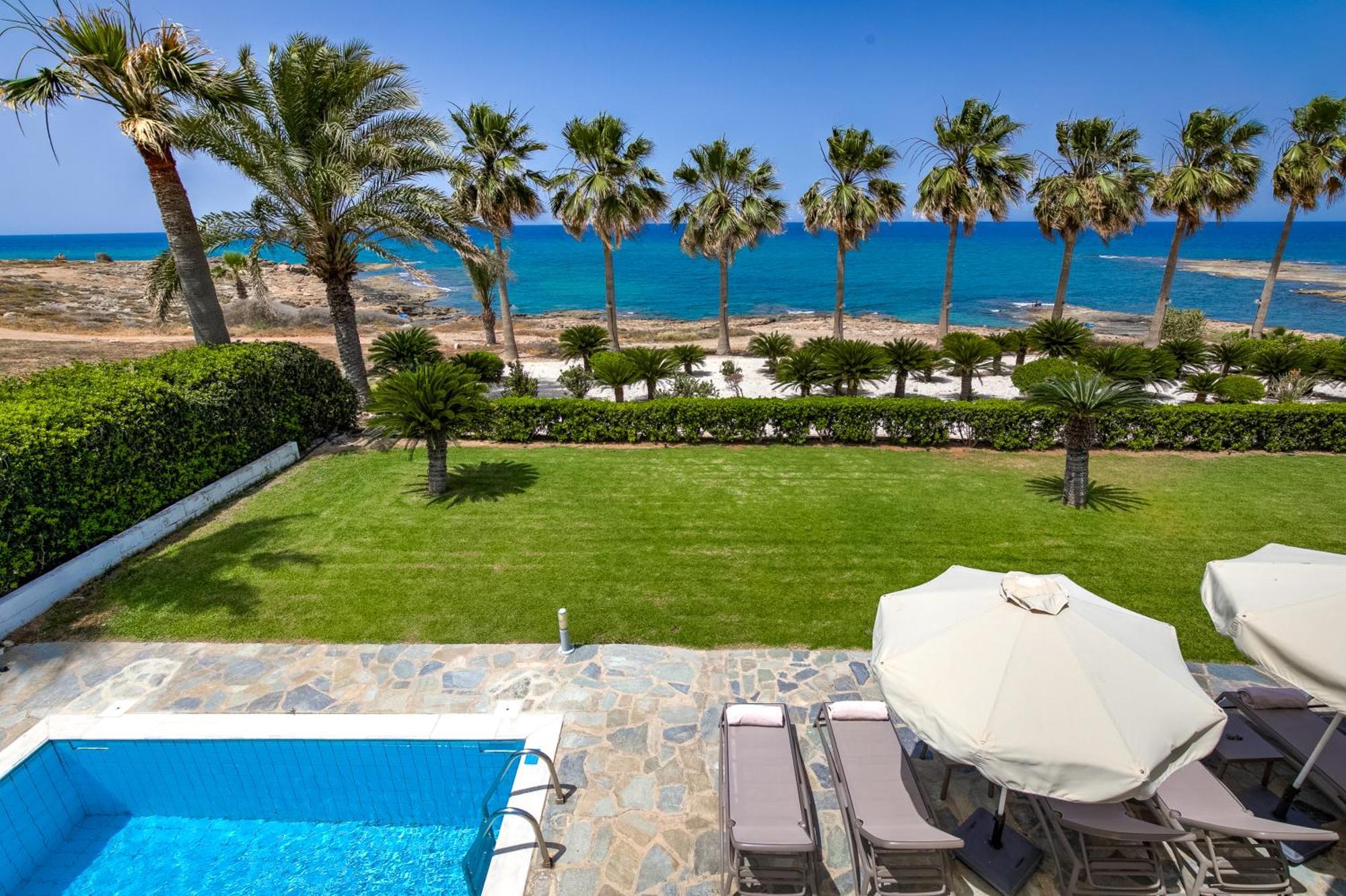 Platzia Beach Villas Paphos Esterno foto
