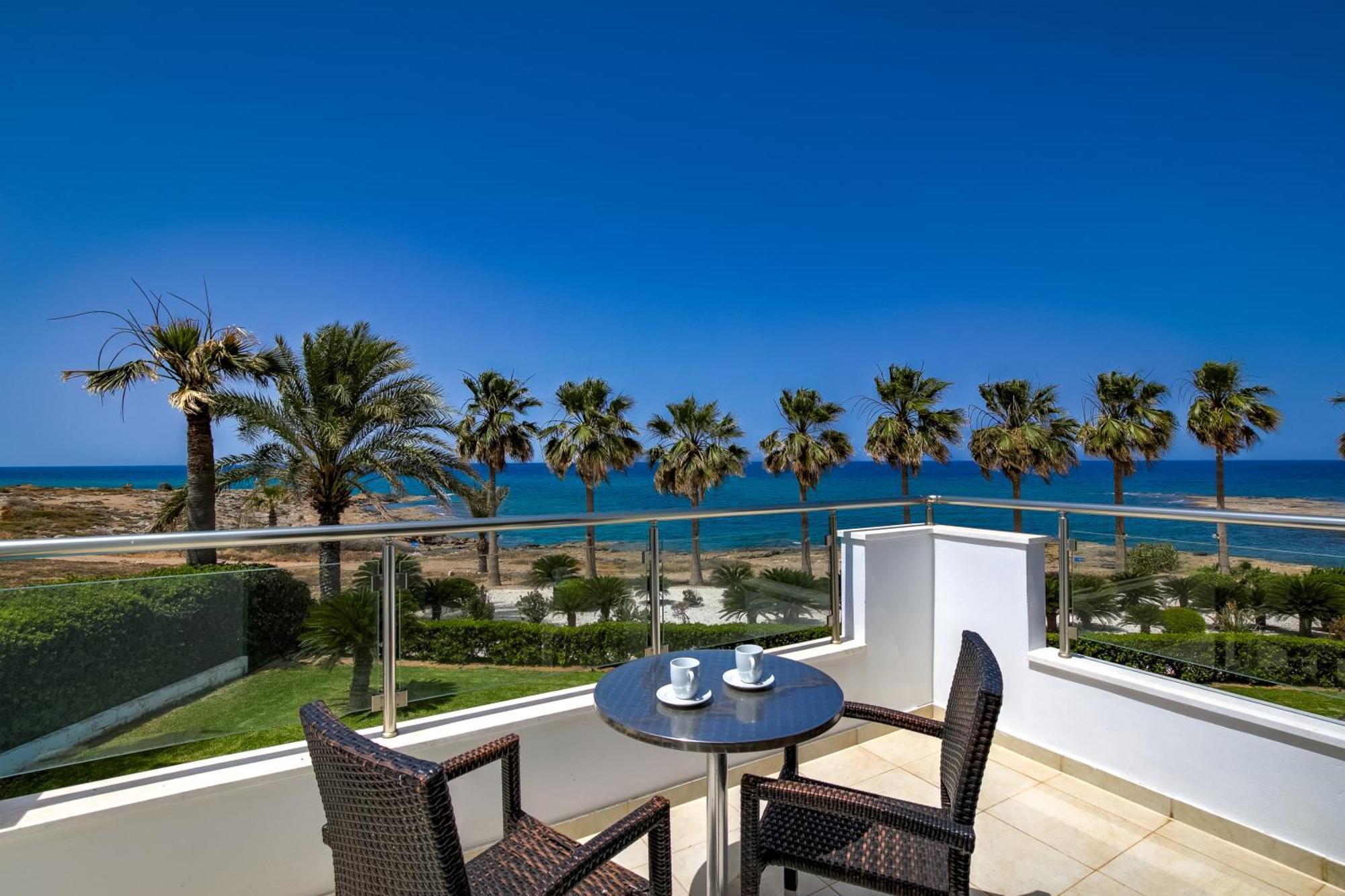 Platzia Beach Villas Paphos Esterno foto