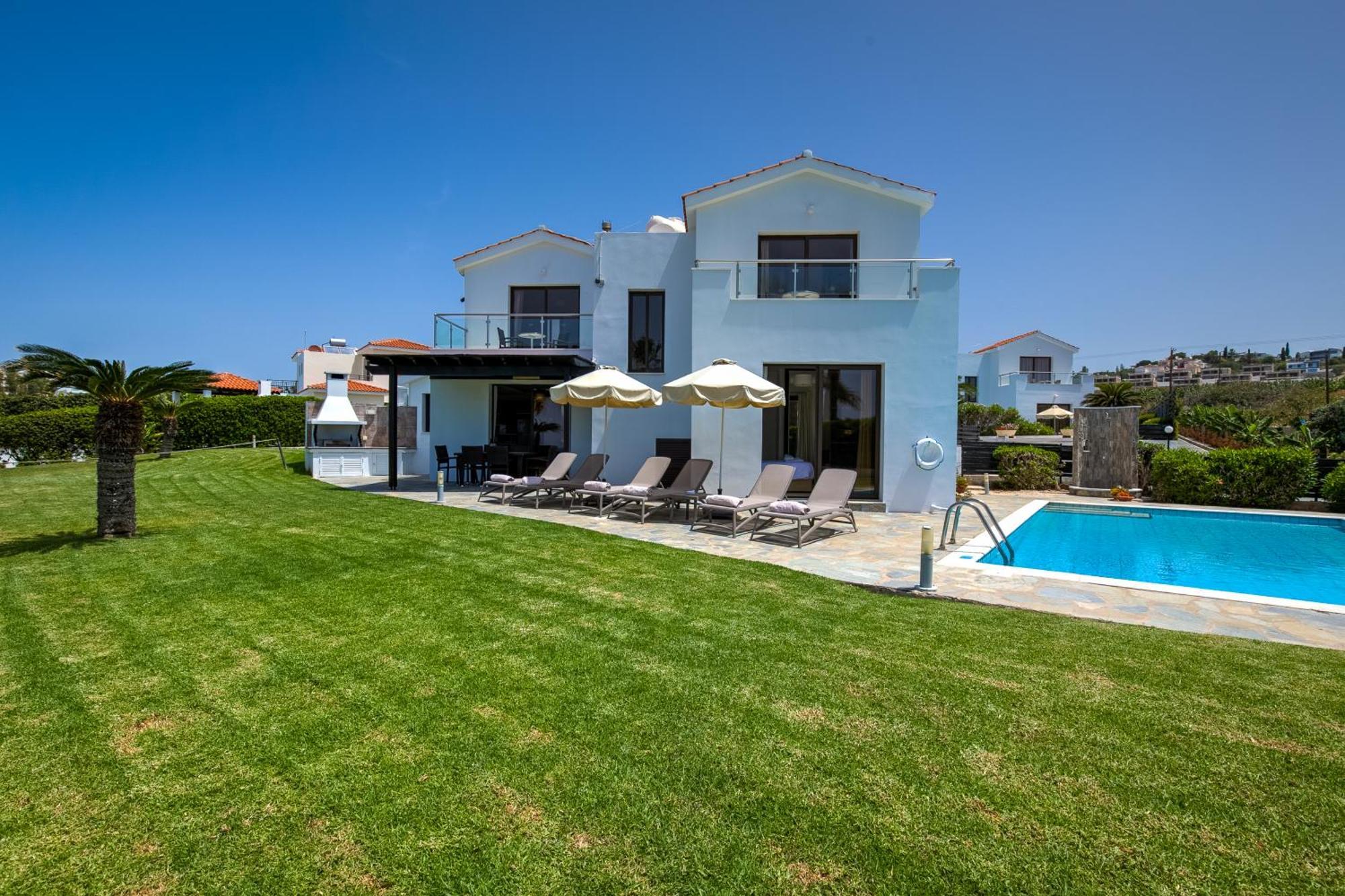 Platzia Beach Villas Paphos Esterno foto
