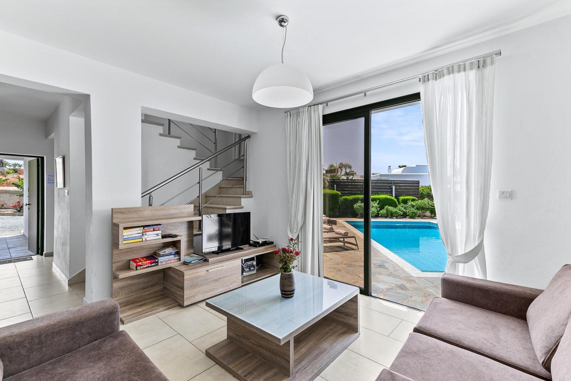 Platzia Beach Villas Paphos Esterno foto
