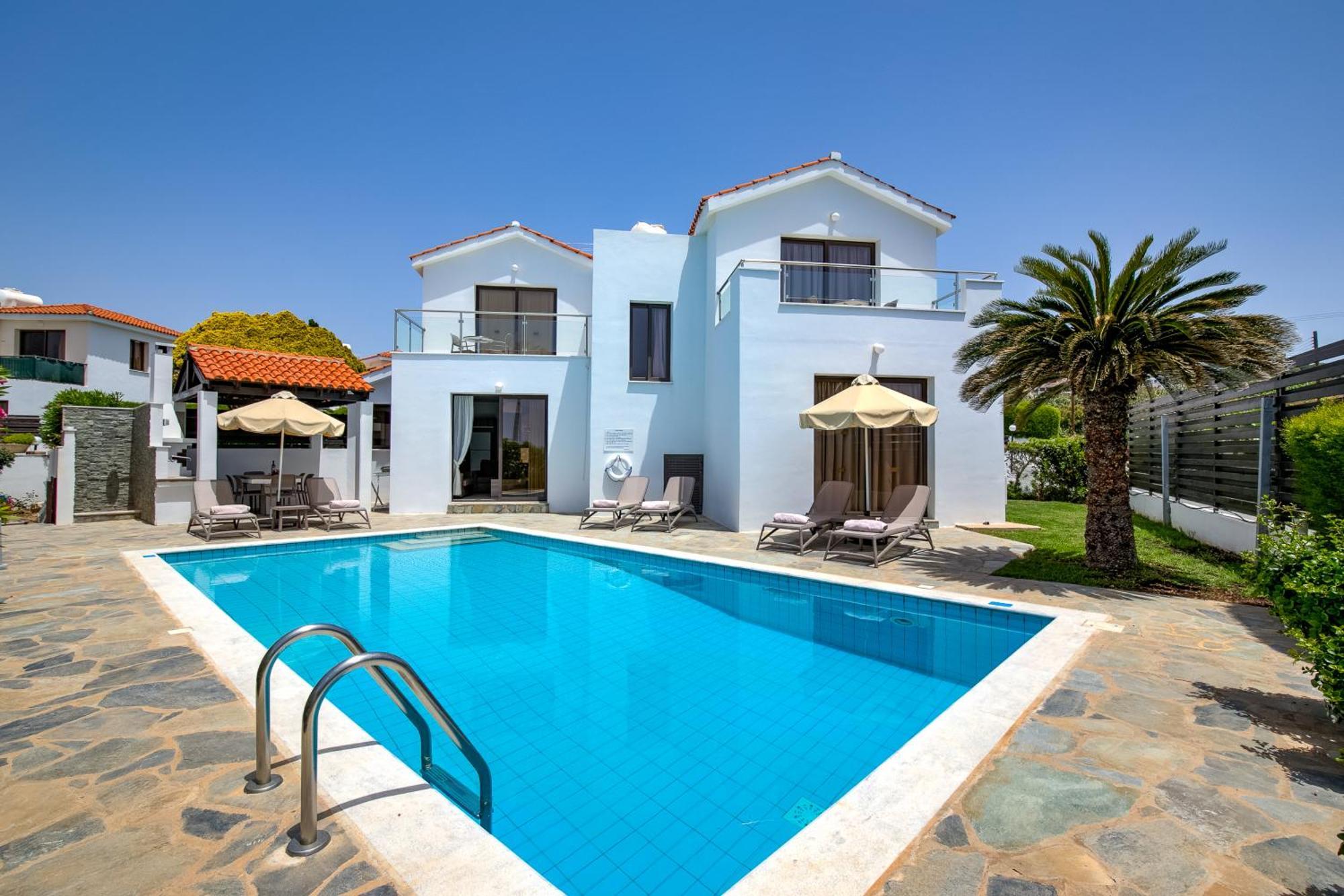 Platzia Beach Villas Paphos Esterno foto