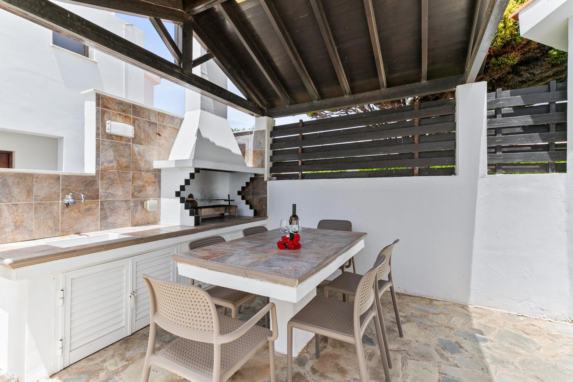 Platzia Beach Villas Paphos Esterno foto